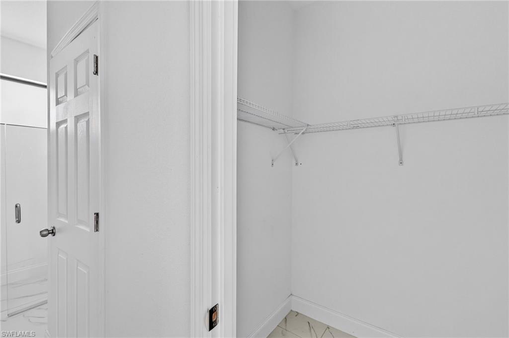 208 Genoa Ave S Property Photo 22