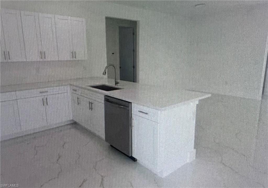 2704 Nw 7 Ter Property Photo 6
