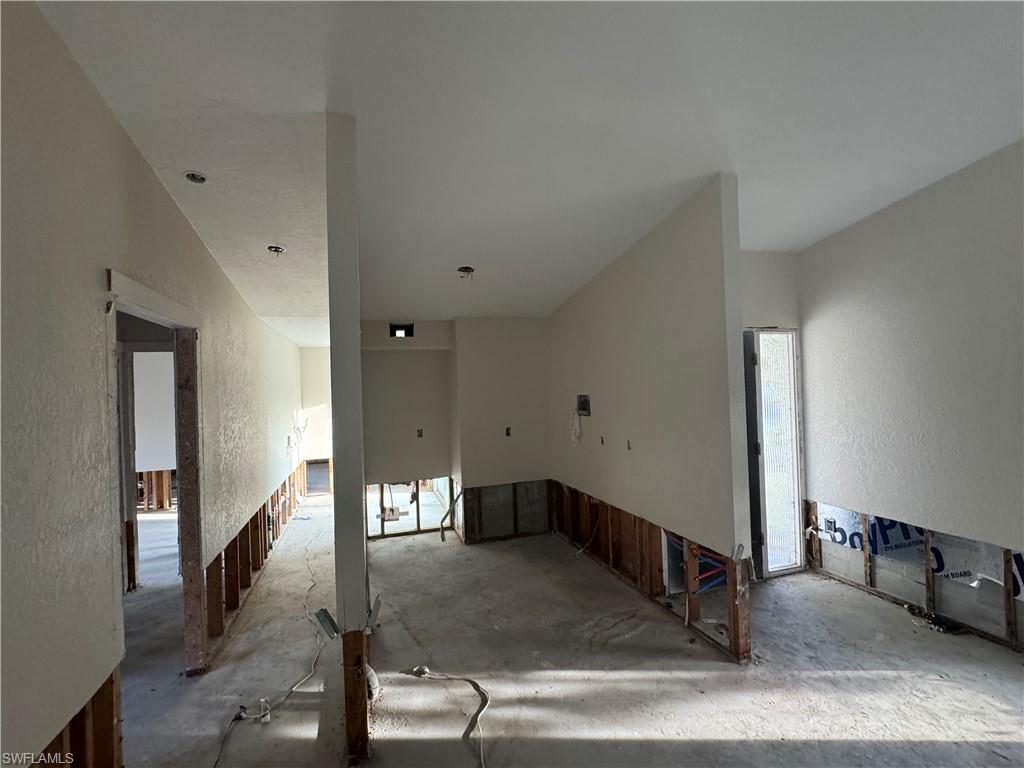 1683 Atlanta Plaza Dr Property Photo 7