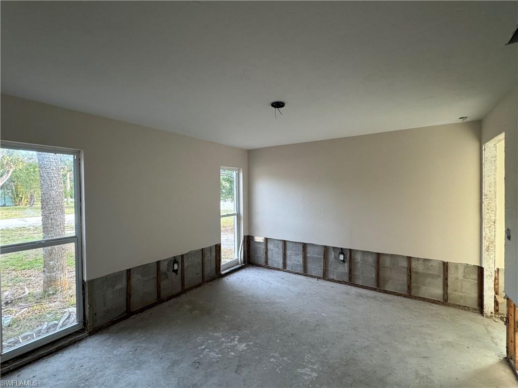 1683 Atlanta Plaza Dr Property Photo 11