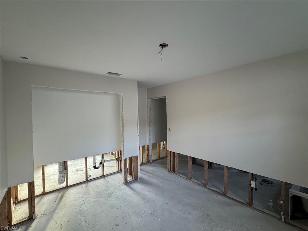 1683 Atlanta Plaza Dr Property Photo 14