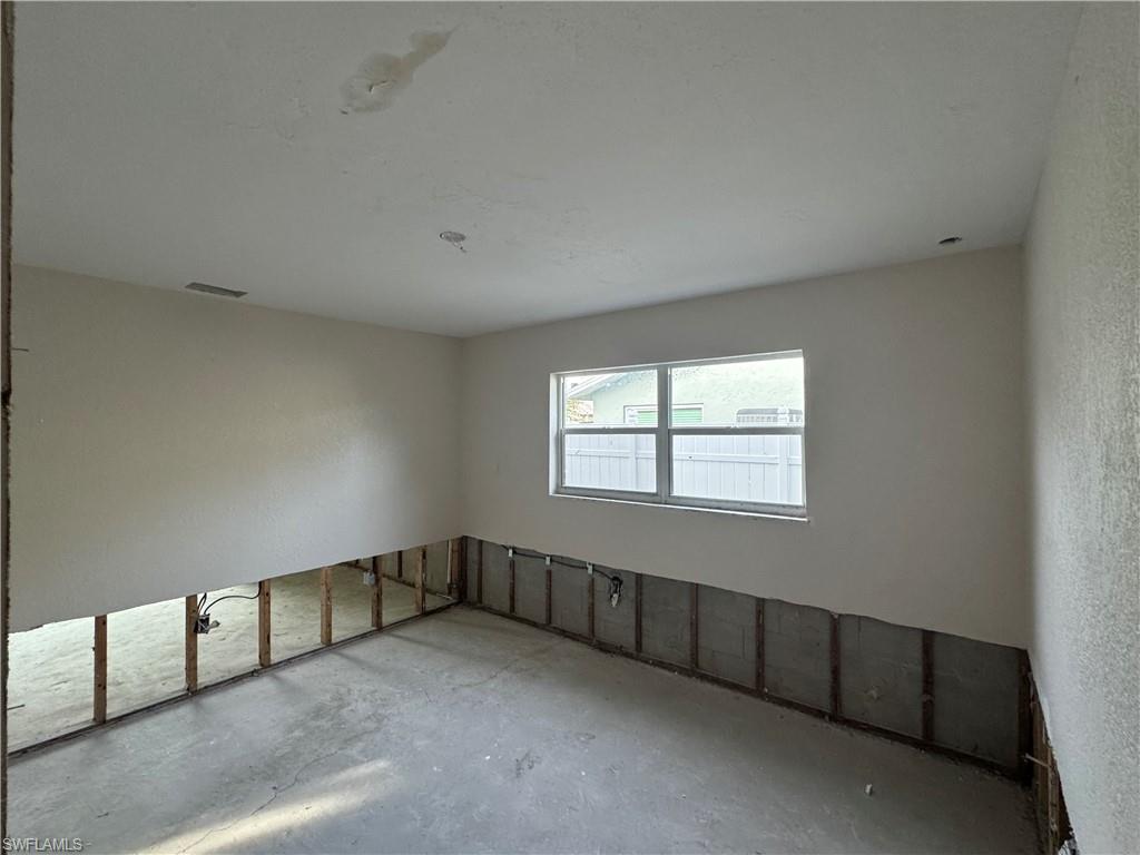 1683 Atlanta Plaza Dr Property Photo 18