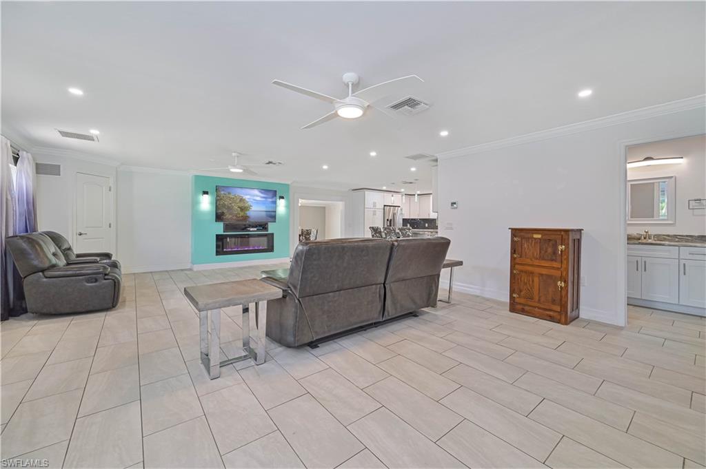 427 Stockton St Property Photo 27