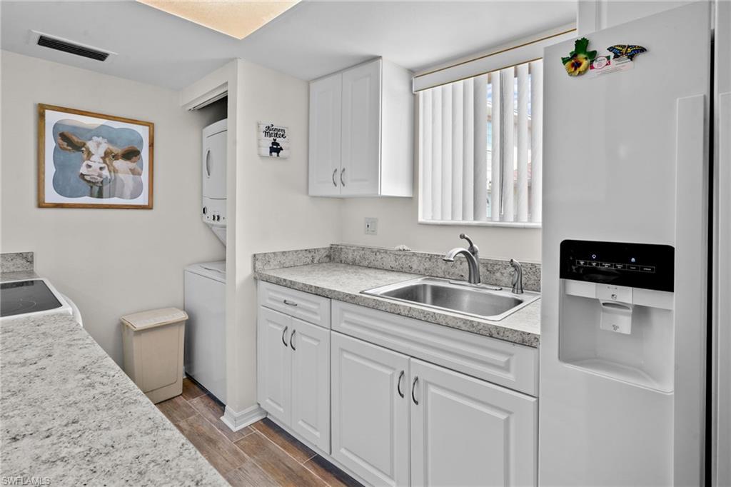 5848 Queen Elizabeth Way 1 Property Photo 13