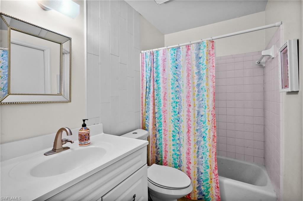 5848 Queen Elizabeth Way 1 Property Photo 21
