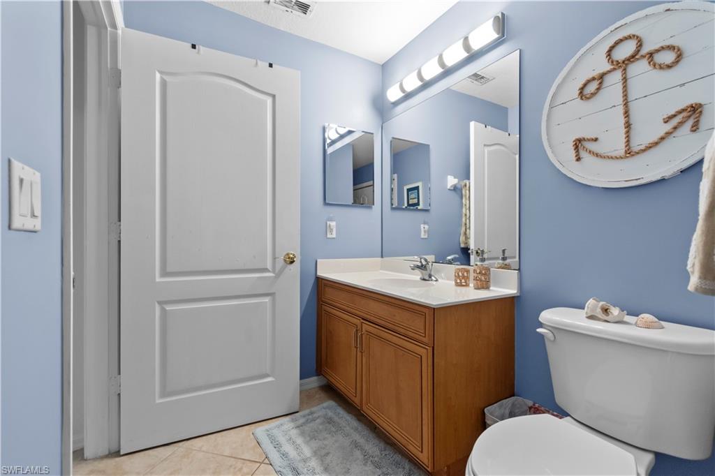 8470 Kingbird Loop 1025 Property Photo 21