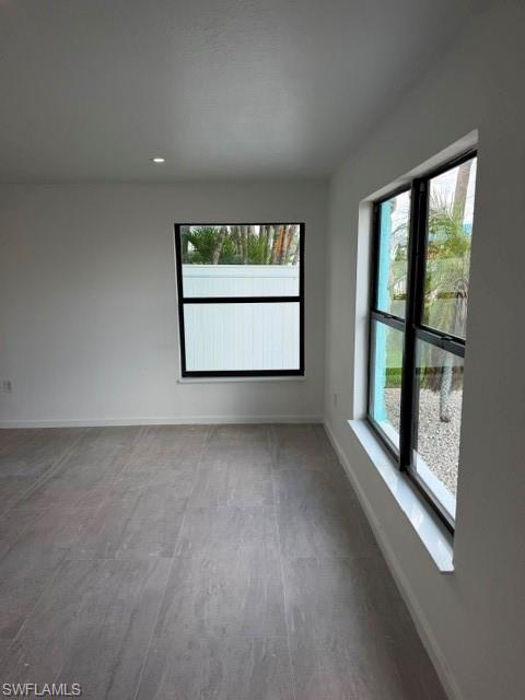 215 Albatross St Property Photo 8