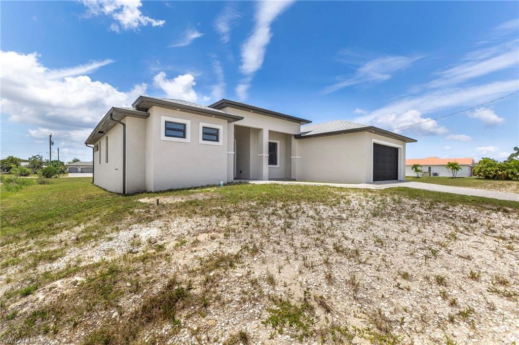 4304 Jacaranda Pkwy W Property Photo 4