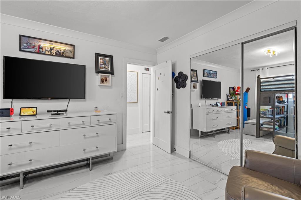 4350 Orangewood Ave Property Photo 18