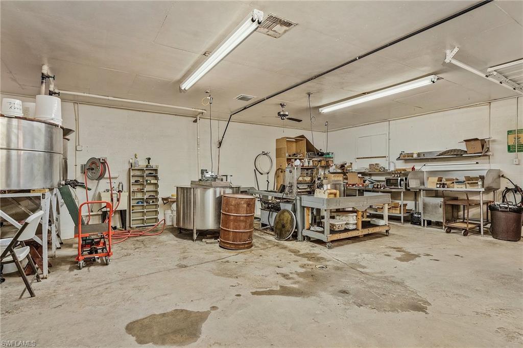 17131 Slater Rd Property Photo 10