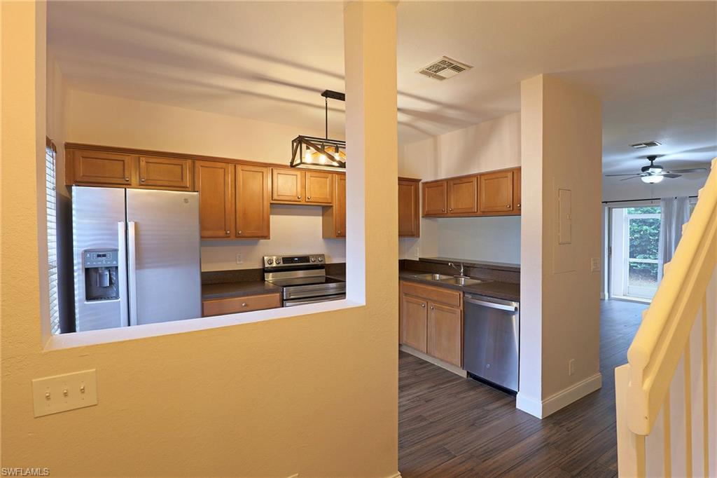 8291 Pacific Beach Dr Property Photo 2