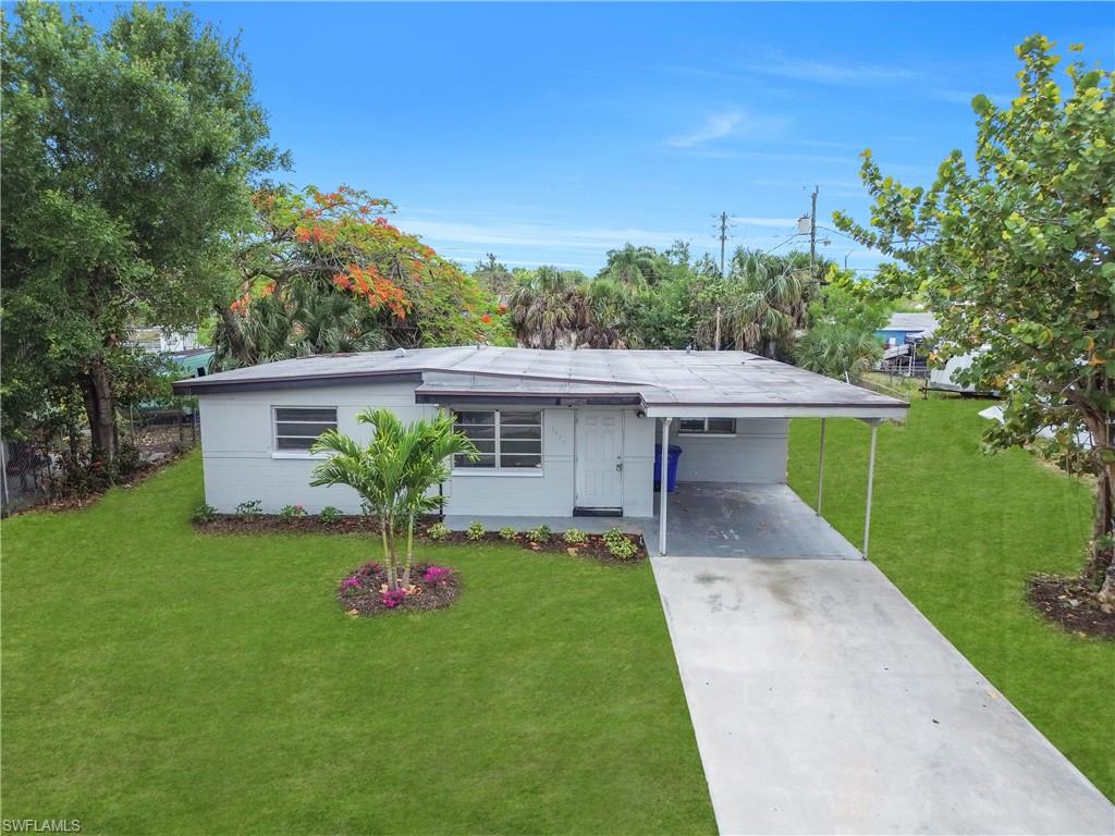1527 Gardenia Ave Property Photo 1