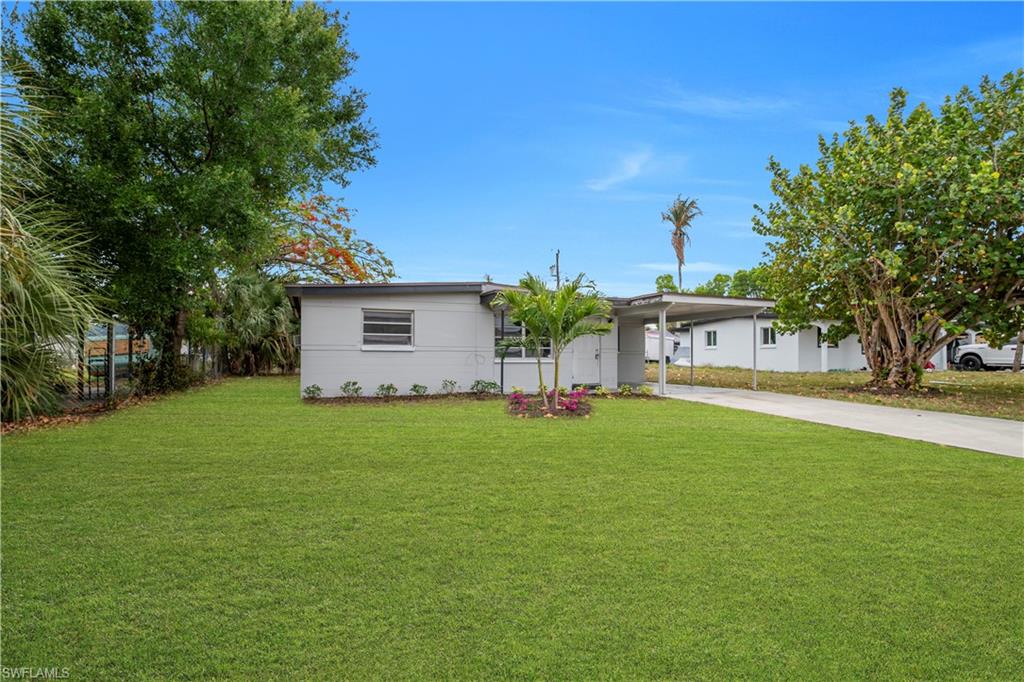 1527 Gardenia Ave Property Photo 4