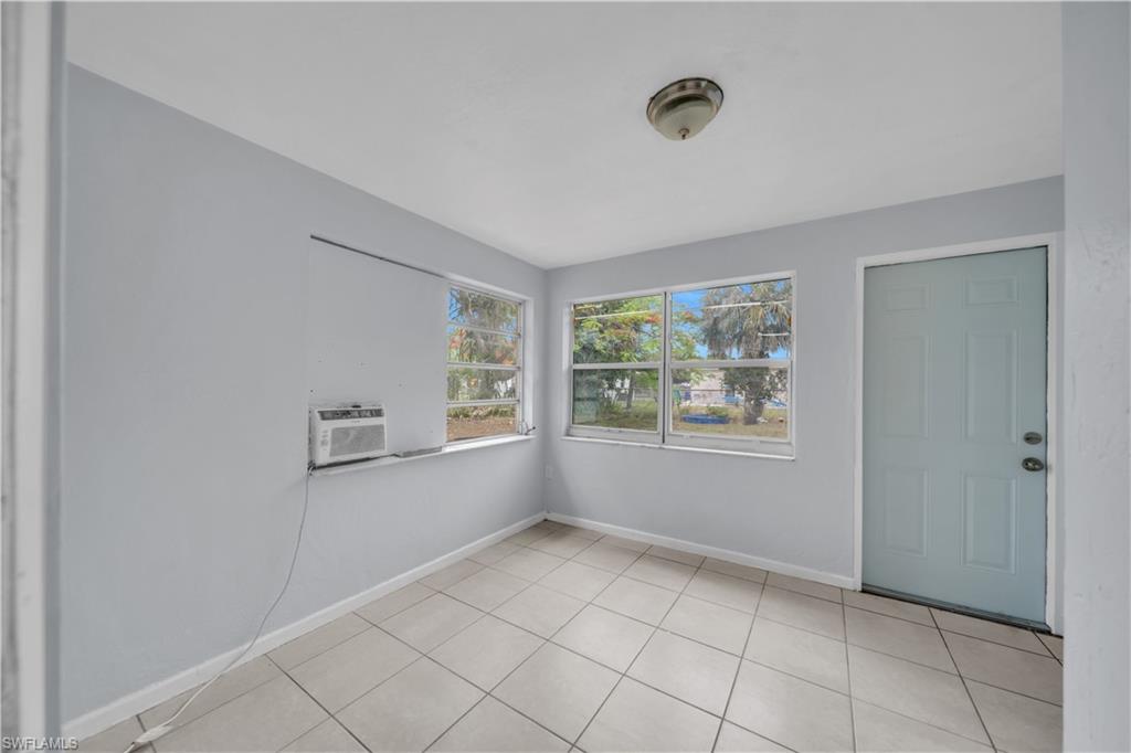 1527 Gardenia Ave Property Photo 27