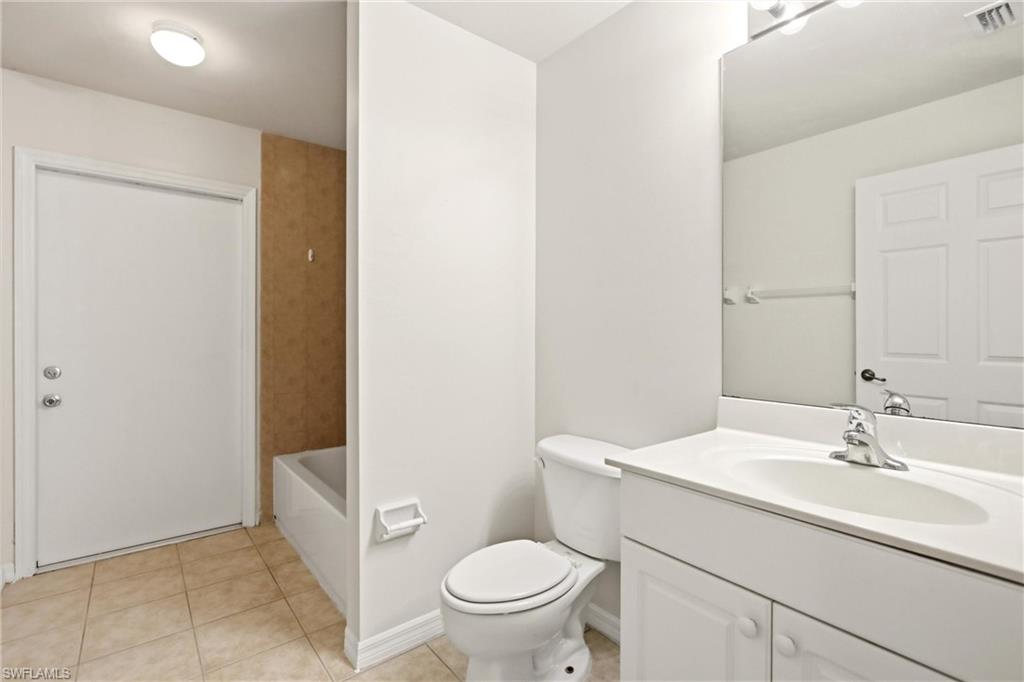 2600 Sw 1st St Property Photo 17