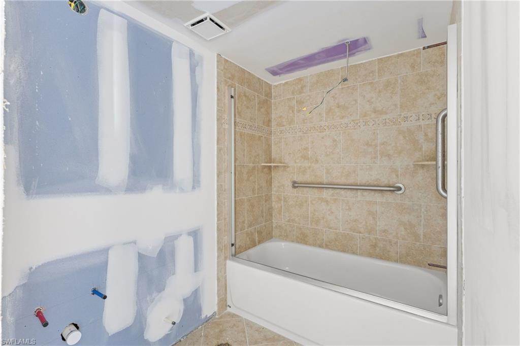 5100 Estero Blvd 3b4 Property Photo 31