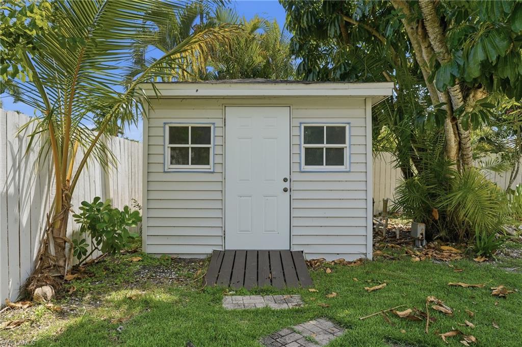 1358 Hopedale Dr Property Photo 44