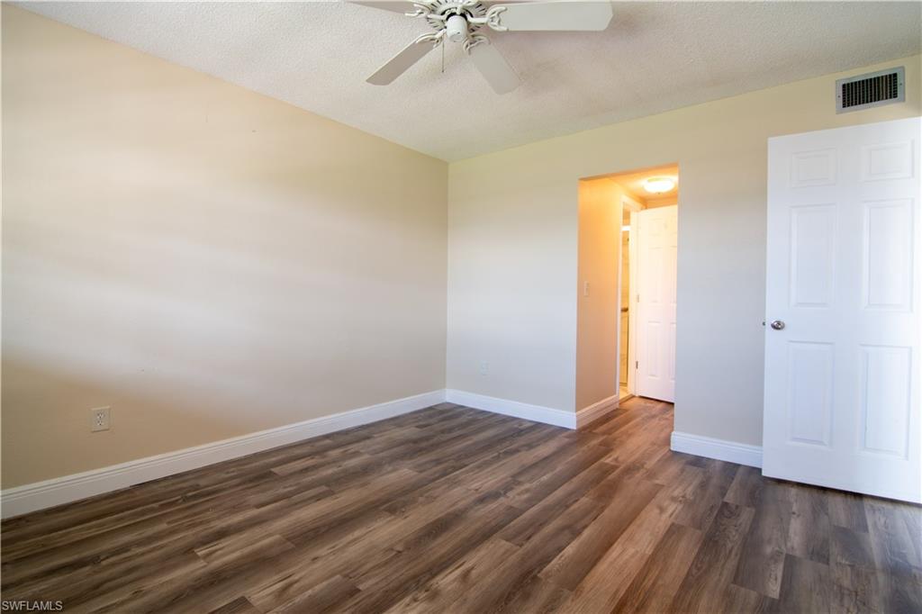 4940 Vincennes St 106 Property Photo 16
