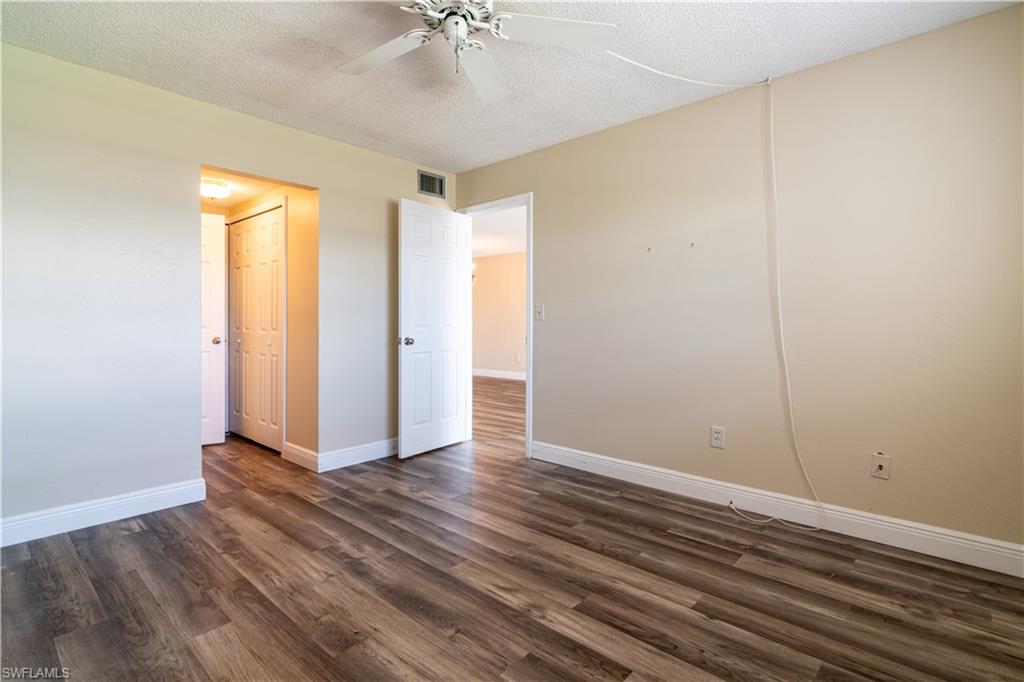 4940 Vincennes St 106 Property Photo 17