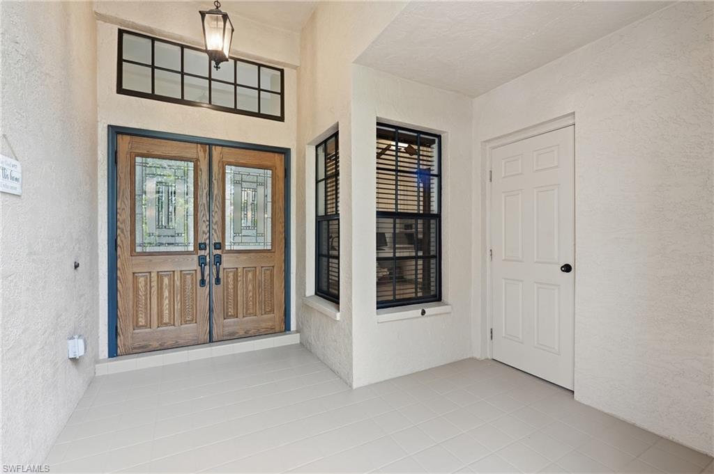 8185 Breton Cir Property Photo 5