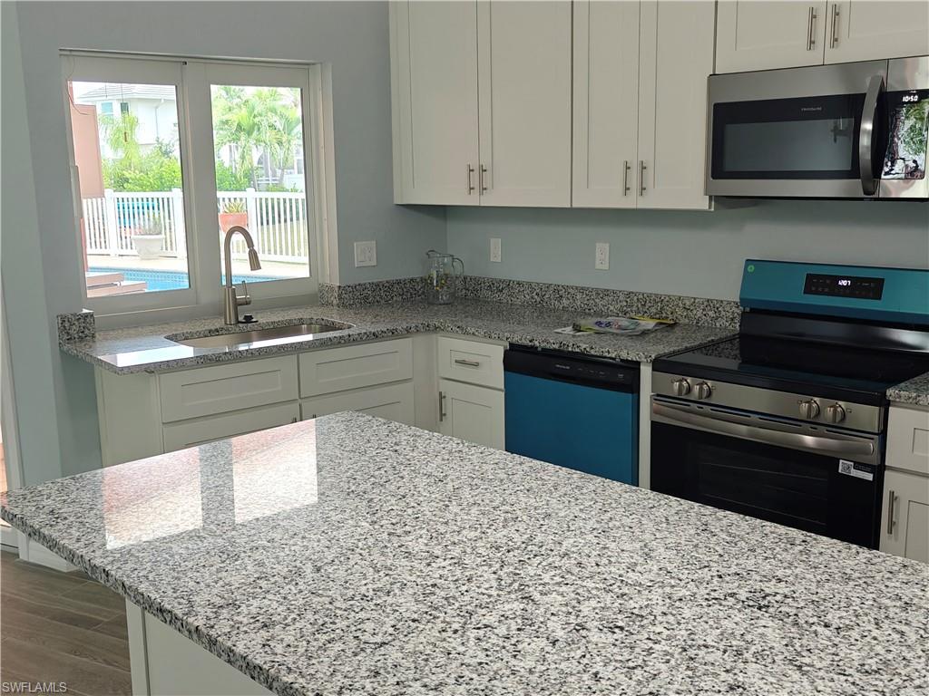 2105 Sw 53rd Ter Property Photo 12