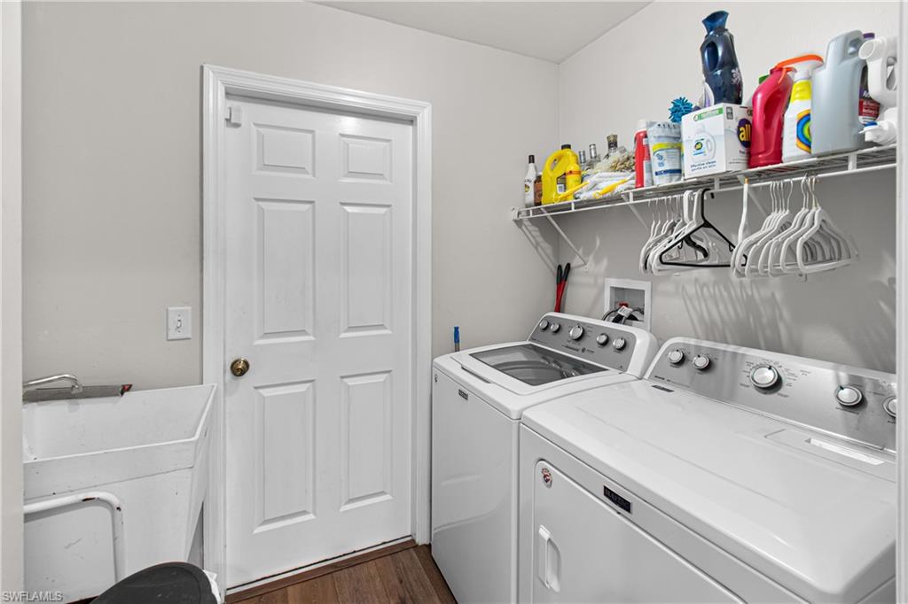 1215 Sw 31st Ter Property Photo 32