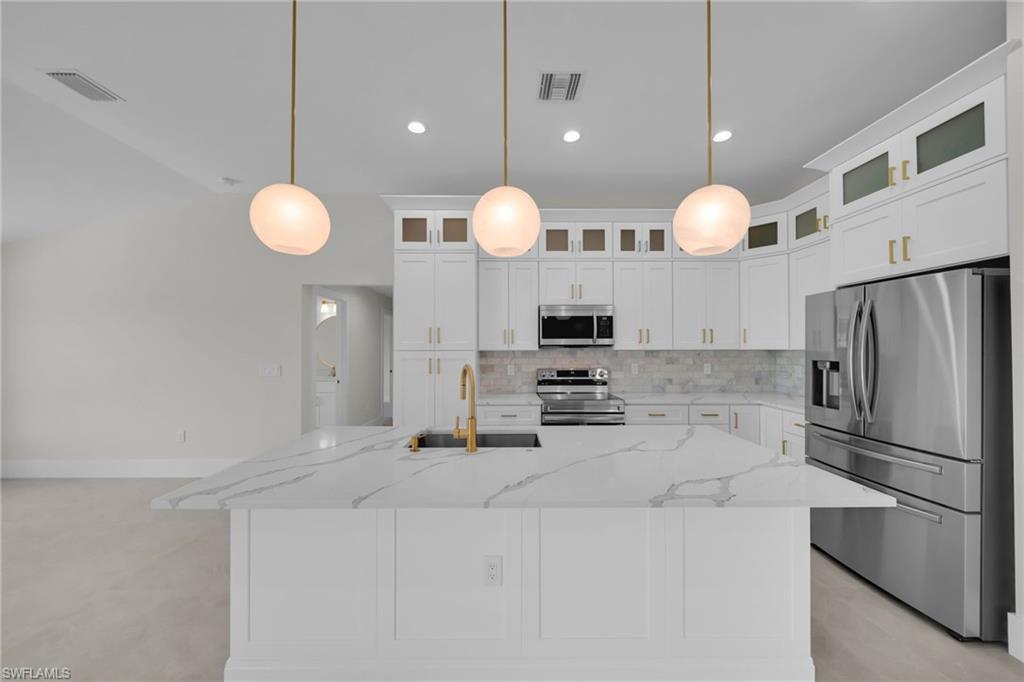1213 Nw 25th Pl Property Photo 19