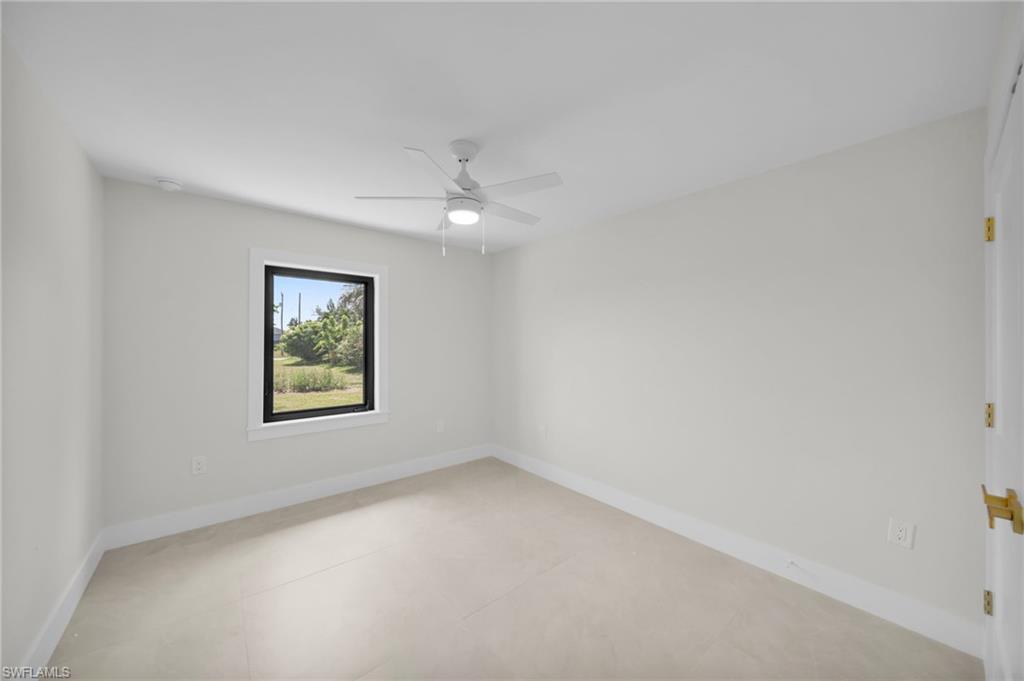 1213 Nw 25th Pl Property Photo 32