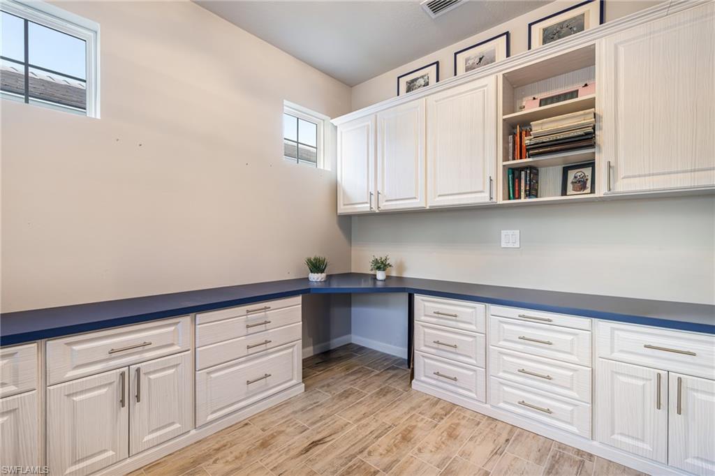 6617 Upward Spring Pl Property Photo 6