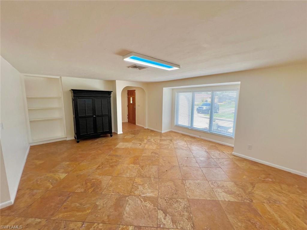 4708 Orange Grove Blvd Property Photo 4