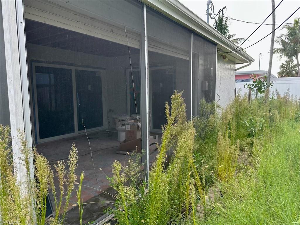 1653 Atlanta Plaza Dr Property Photo 3