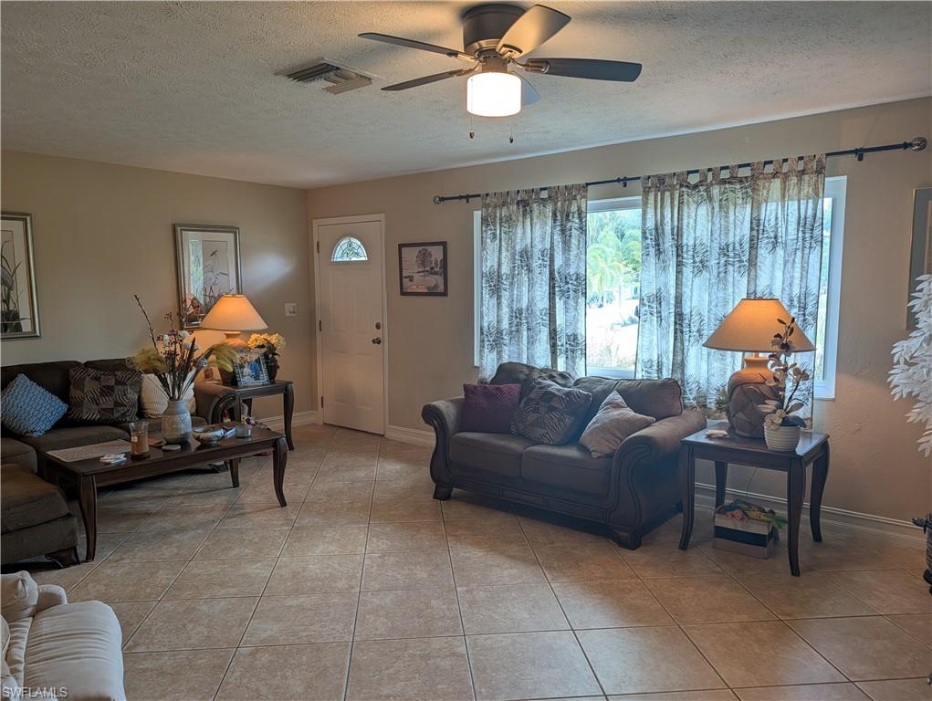 2324 Caladium Rd Property Photo 6