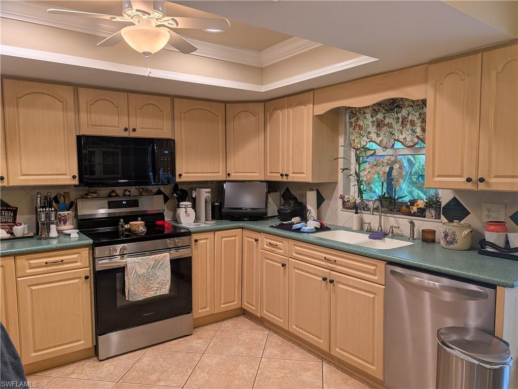 2324 Caladium Rd Property Photo 8