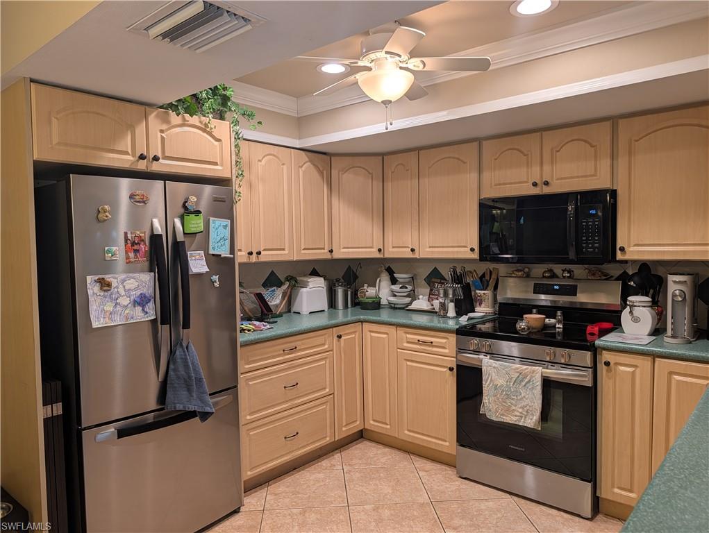 2324 Caladium Rd Property Photo 9