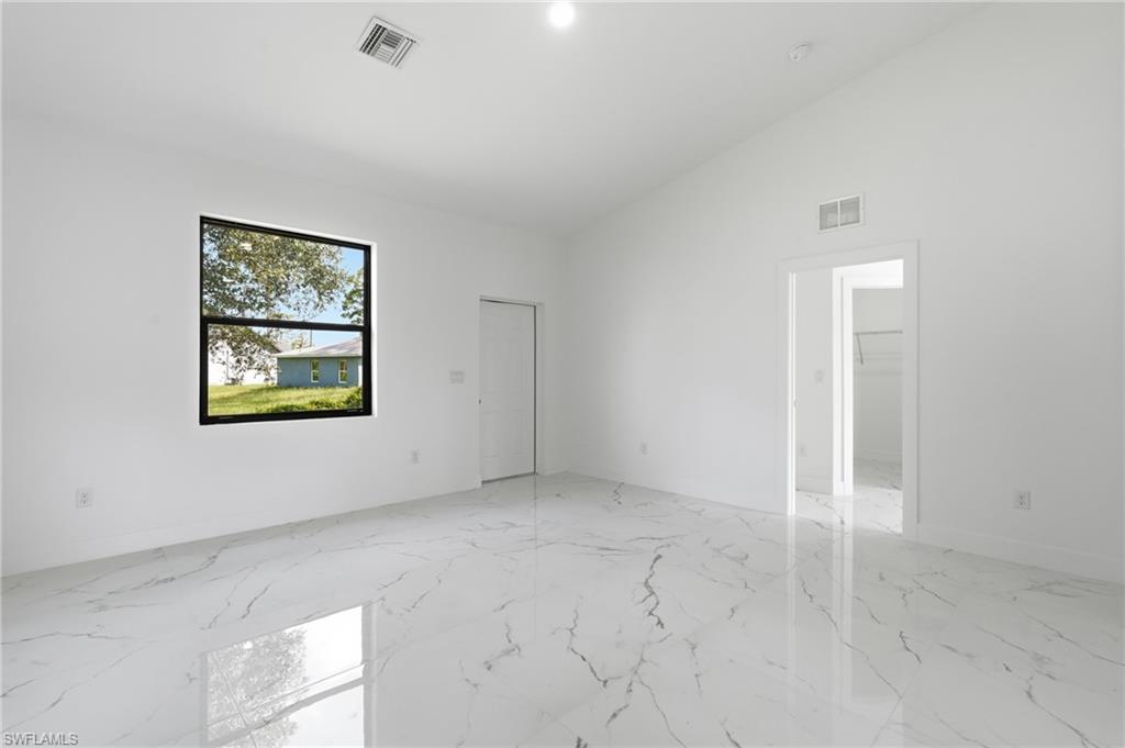 149 Dutch Loop Property Photo 6