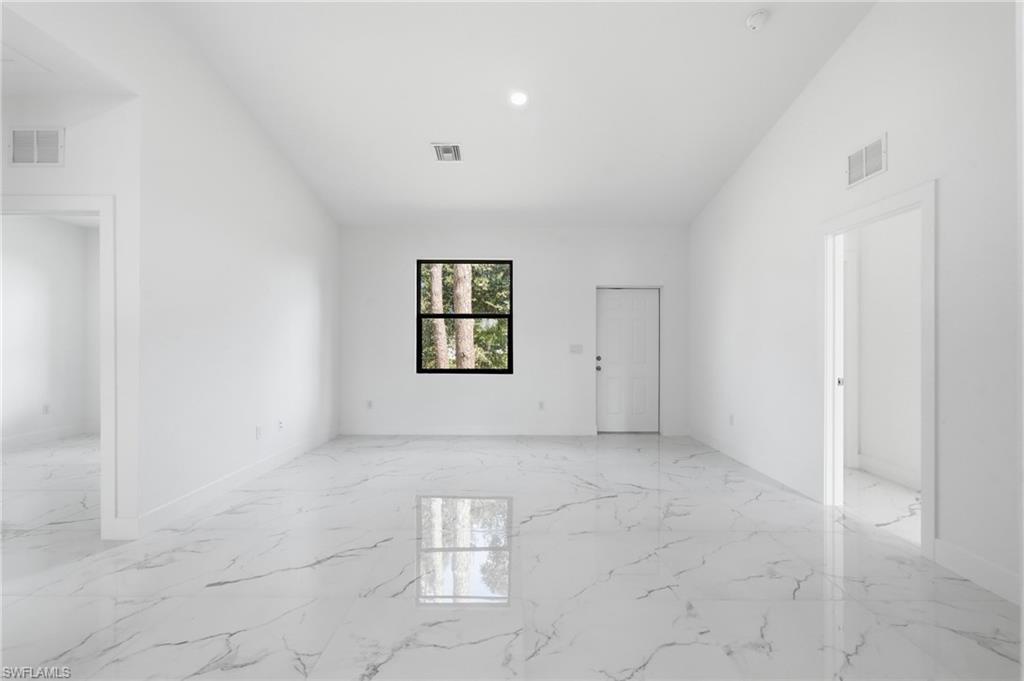 149 Dutch Loop Property Photo 7
