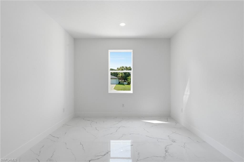 149 Dutch Loop Property Photo 11