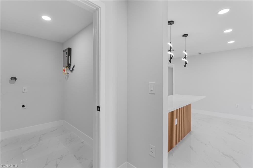 413 Eisenhower Blvd Property Photo 19