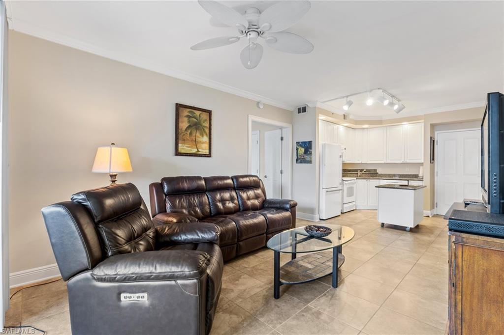 2825 Palm Beach Blvd 203 Property Photo 4