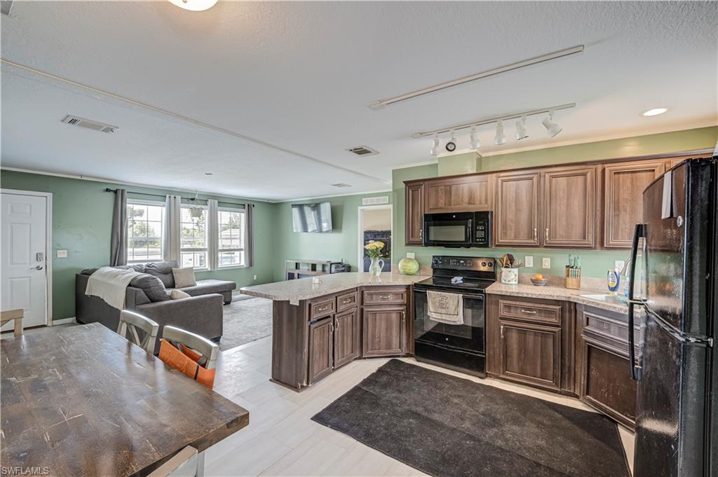 2026027512 Property Photo 10