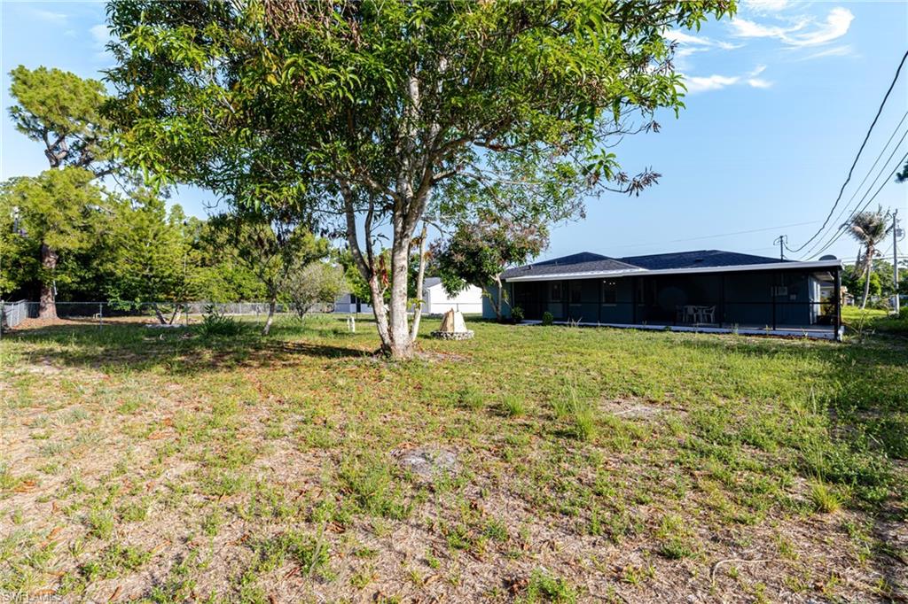 4211 5th St W Property Photo 40