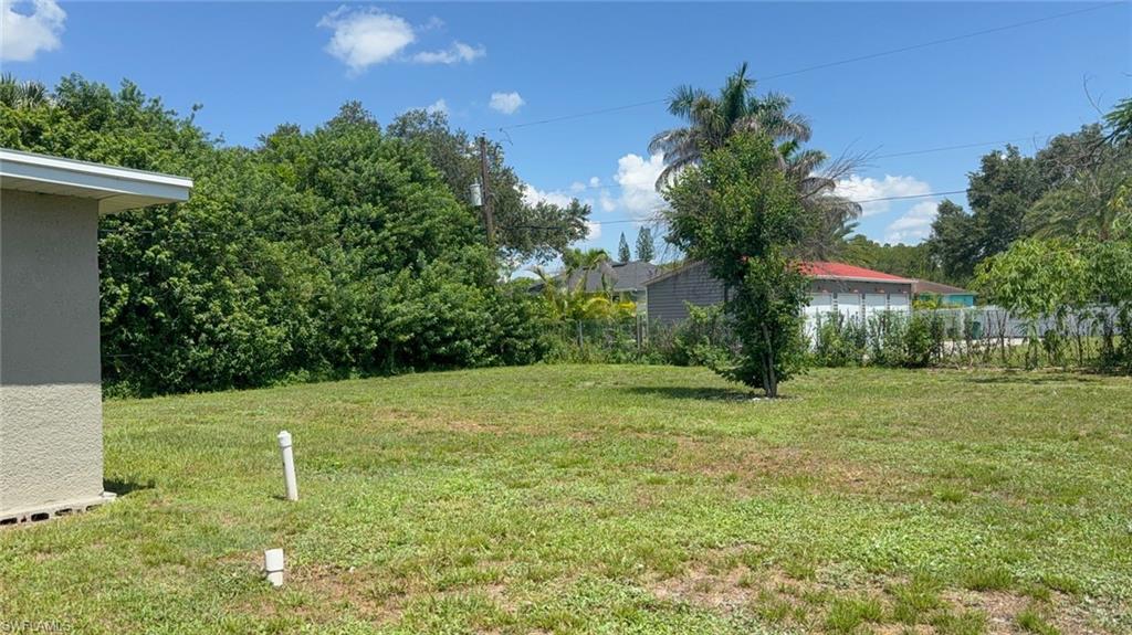 2199 Wyandotte Ave Property Photo 4