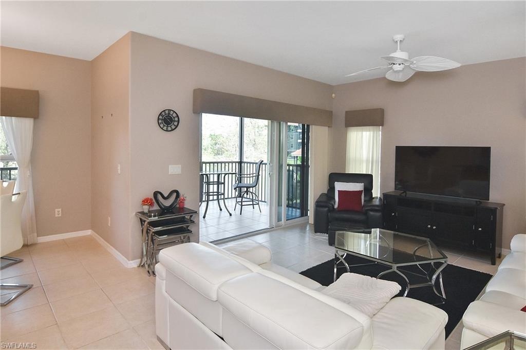 10021 Lake Cove Dr 101 Property Photo 10