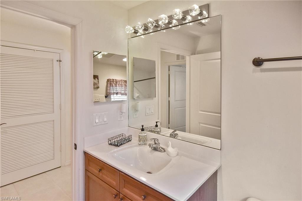 10021 Lake Cove Dr 101 Property Photo 18
