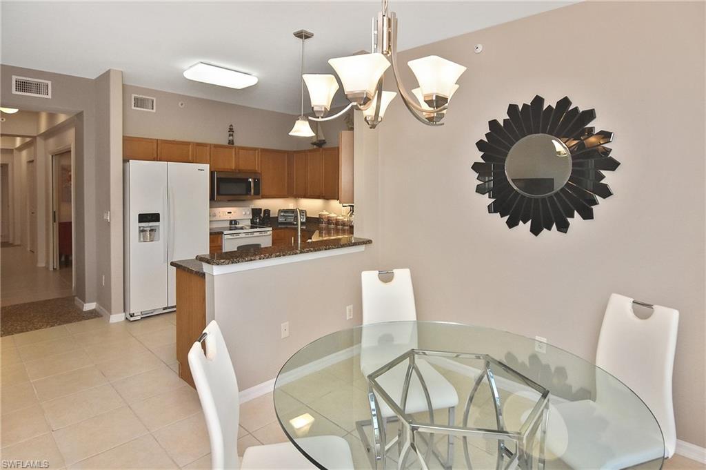 10021 Lake Cove Dr 101 Property Photo 25
