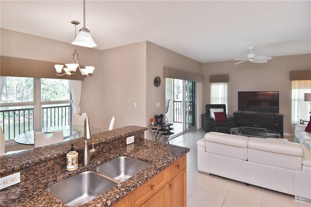 10021 Lake Cove Dr 101 Property Photo 29