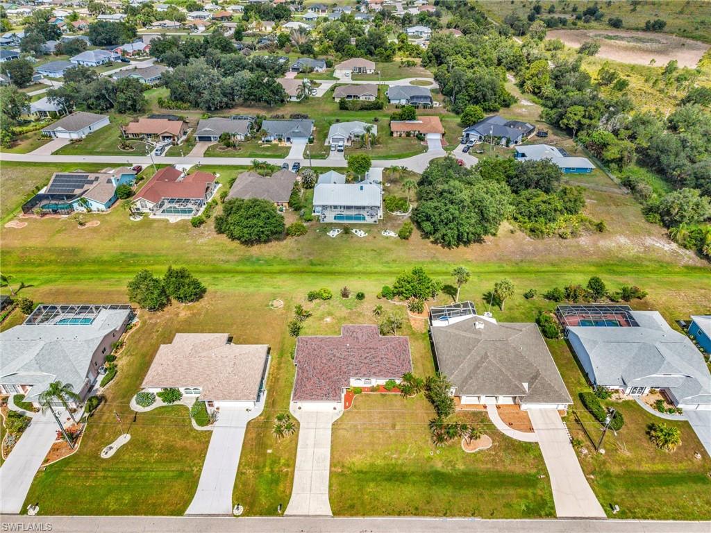 29 Seasons Dr Property Photo 37