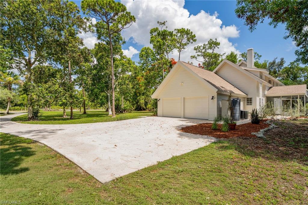 15180 Briar Ridge Cir Property Photo 4