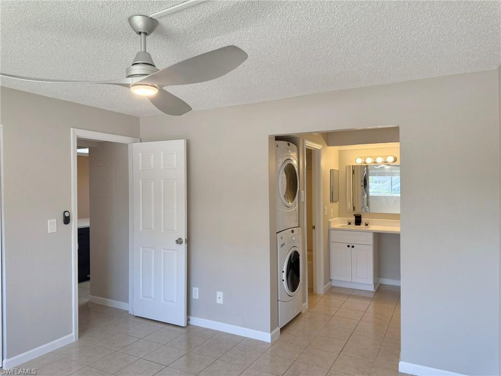 5751 Foxlake Dr A Property Photo 24