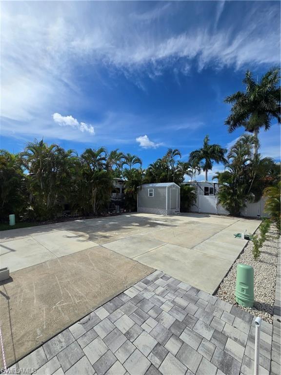 5650 Red Bird Ln Property Photo 1
